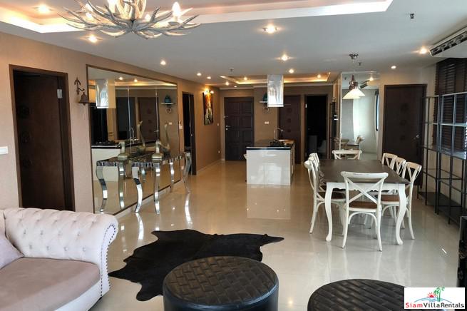 Baan Phrompong | Spacious & Luxurious Two Bedroom Condo in Phrom Phong