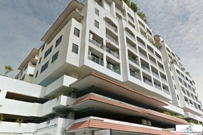 Baan Phrompong | Spacious & Luxurious Two Bedroom Condo in Phrom Phong