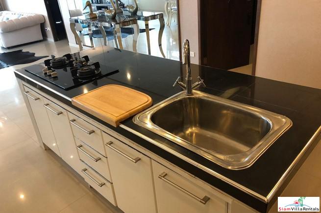Baan Phrompong | Spacious & Luxurious Two Bedroom Condo in Phrom Phong