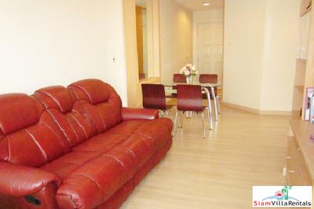 Excellent location 1 bed plus 1 working room in Sathorn. Life at Sathorn 10.