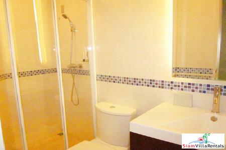 Excellent location 1 bed plus 1 working room in Sathorn. Life at Sathorn 10.