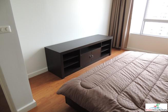 Condo One X | Large One Bedroom Condo for Rent on the Top Floor, Sukhumvit 26