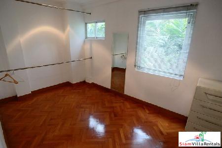 Navin Mansion | Boutique Apartment Block of only 8 Units in Tropical Grounds at Yan Nawa - Pets Allowed