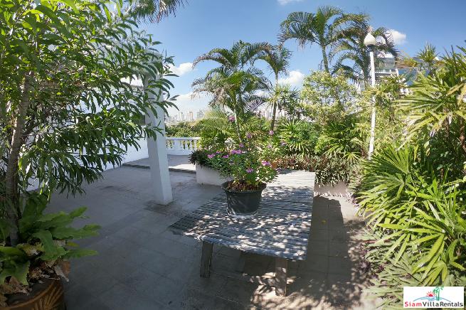 Navin Mansion | Penthouse 3 Bed Duplex at a Boutique Apartment Block of only 8 Units in Tropical Grounds at Yan Nawa - Pets Allowed