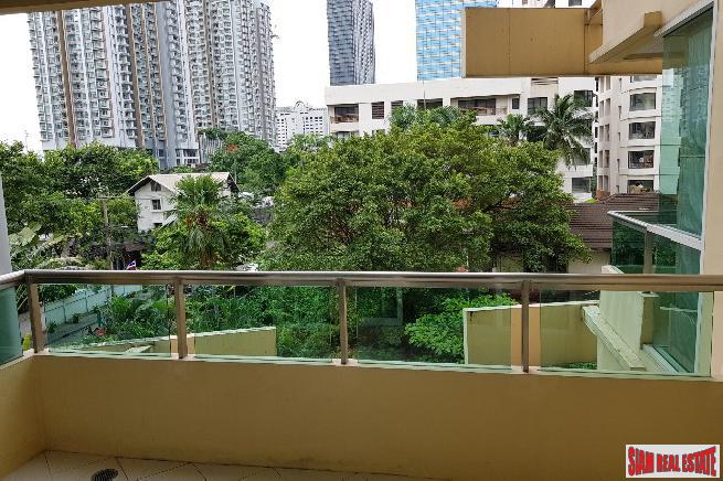 Sukhumvit City Resort Condo | Bright and Sunny Two Bedroom for Rent with Garden Views on Sukhumvit 11