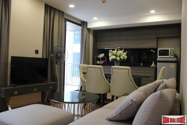 Klass Langsuan | Two Bedroom Corner Condo for Rent in Langsuan, Lumphini