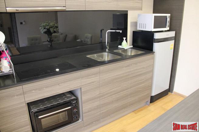 Klass Langsuan | Two Bedroom Corner Condo for Rent in Langsuan, Lumphini