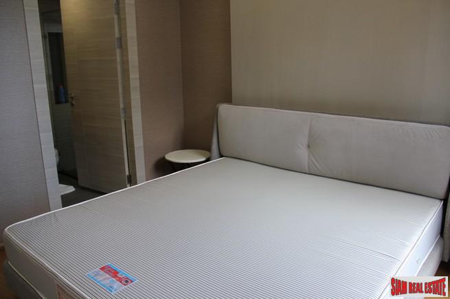 Klass Langsuan | Two Bedroom Corner Condo for Rent in Langsuan, Lumphini