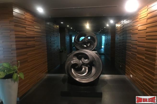 Siri On 8 | Convenient Two Bedroom Condo for Rent Located Near BTS Nana on Sukhumvit 8