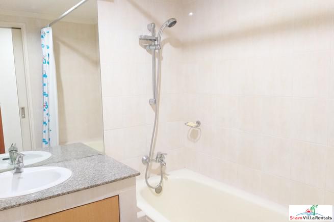 Baan Suan Petch | Roomy Two Bedroom Condo Good for Small Family in Phrom Phong