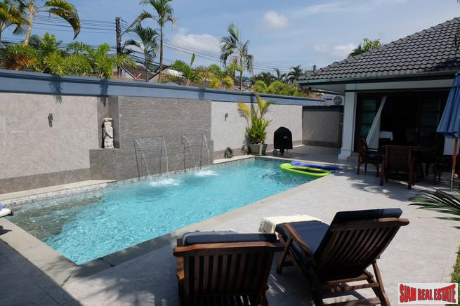 Loch Palm Cove | Large Courtyard Design Three Bedroom Pool Villa for Rent