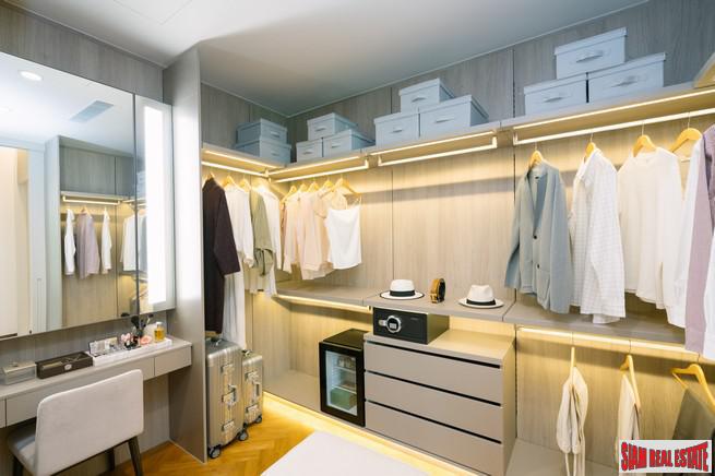 New Ultra Luxury High-Rise on Sukhumvit Road close to BTS Ekkamai - 2 Bed Units