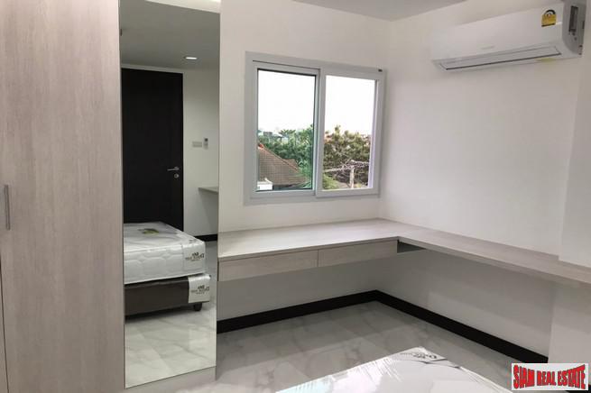 36 D.Well | Large Three Bedroom for Rent in Modern Phra Khanong Low-Rise Condo
