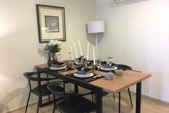 Maestro 02 Ruamrudee | Fully Furnished Two Bedroom and Pet Friendly Condo for Rent in Phloen Chit