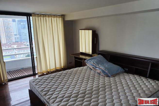 Thong Lor Tower | Spacious One Bedroom Condo for Rent in Convenient Thong Lor Location