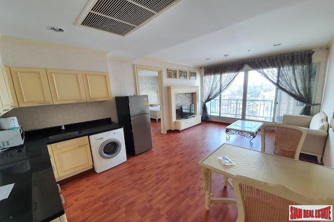 Address Chidlom | Extra Large One Bedroom with City Views for Rent