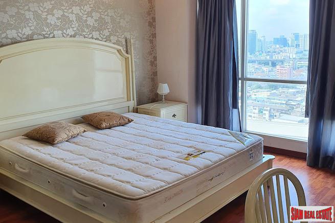 Address Chidlom | Extra Large One Bedroom with City Views for Rent