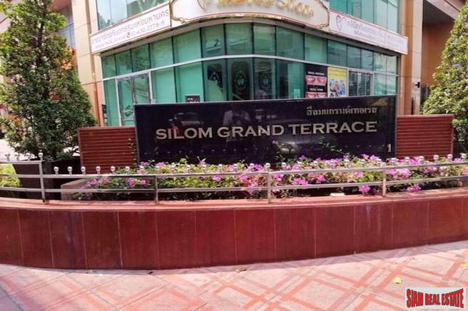 Silom Grand Terrace | Extra Large Two Bedroom Condo for Rent Near BTS Silom