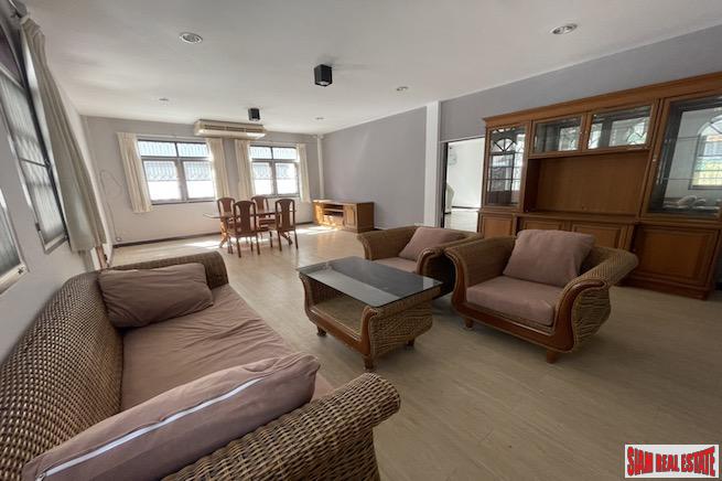 Extra Large Three Bedroom Detached House for Rent in the Heart of the City - Thong Lo
